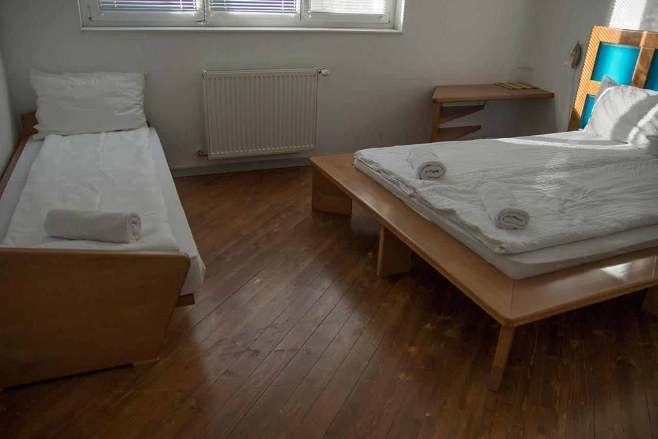 The Zen Hotel - Posticum Oradea Εξωτερικό φωτογραφία