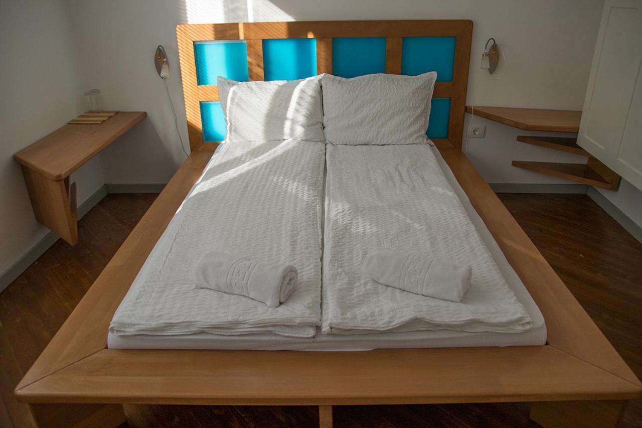 The Zen Hotel - Posticum Oradea Εξωτερικό φωτογραφία