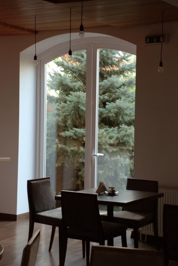 The Zen Hotel - Posticum Oradea Εξωτερικό φωτογραφία